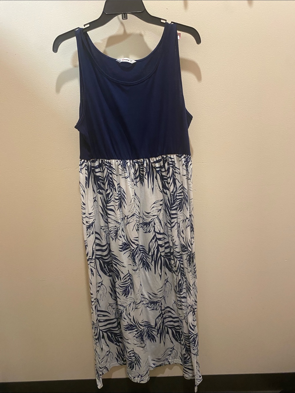 PatPat Navy and White Palm-Print Sleeveless Maxi Dress - Size XL